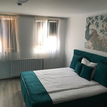 טוזלה Heartland City B&B מראה חיצוני תמונה