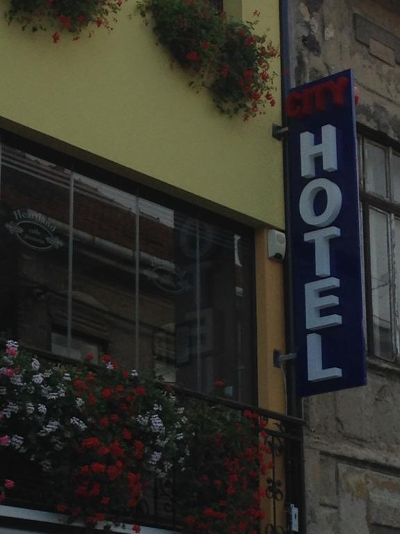 טוזלה Heartland City B&B מראה חיצוני תמונה