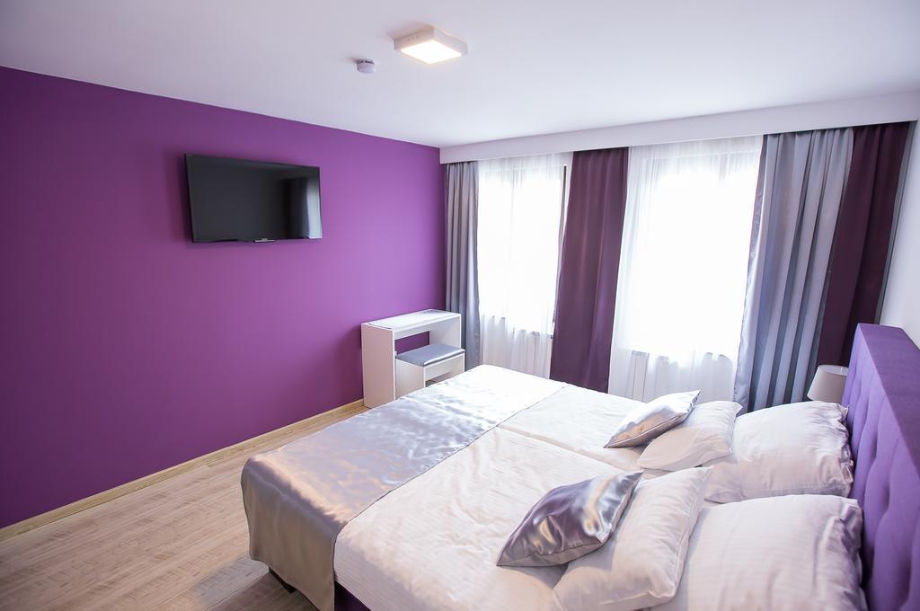 טוזלה Heartland City B&B מראה חיצוני תמונה