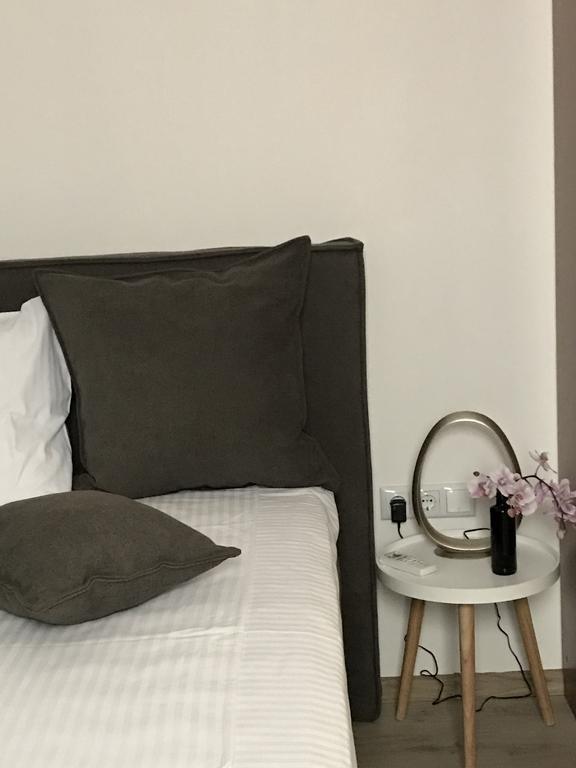 טוזלה Heartland City B&B מראה חיצוני תמונה